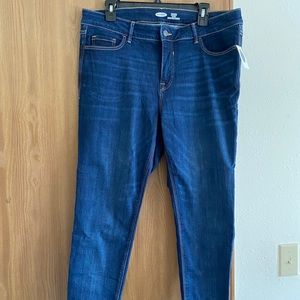 Old Navy Rockstar Super Skinny Jeans